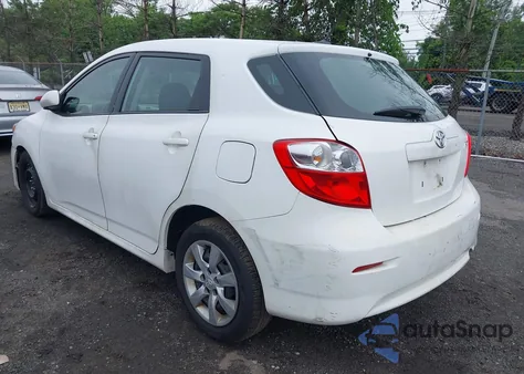 2012 Toyota Matrix S z USA, uszkodzony, nr VIN 2T1KE4EEXCC048878
